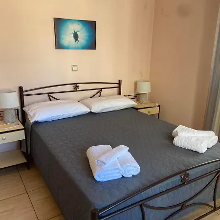 בית נופש Theodorou House *